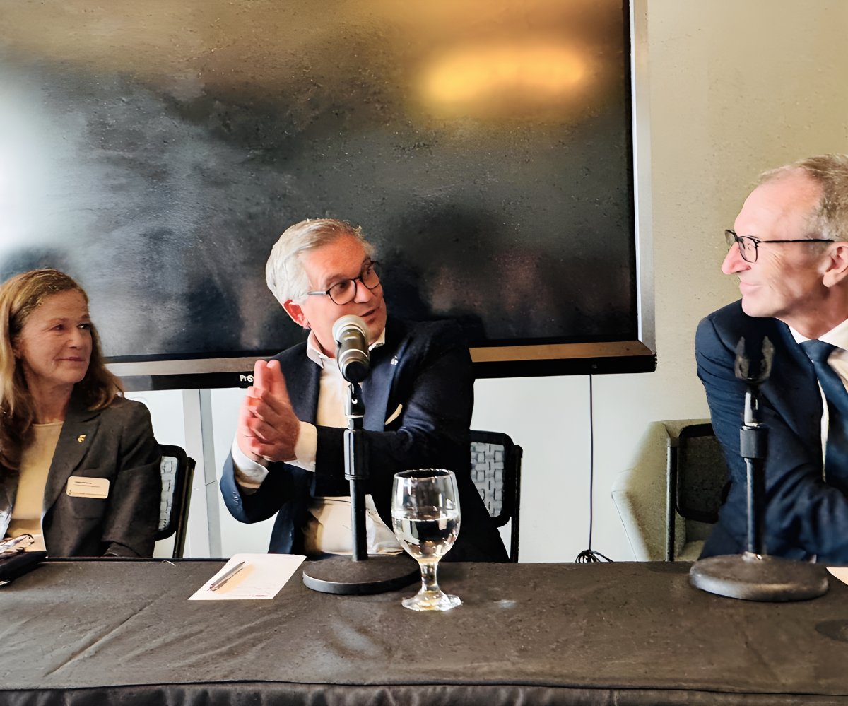 SutardjaCenter's tweet image. SCET recently co-hosted a talk at @ihouseberkeley welcoming H.E. Magnus Brunner, European Commissioner for Internal Affairs and Migration.The event brought together leaders from #ucberkeley, #Austria, and the #EU for a timely conversation on global engagement.

@magnusbrunner