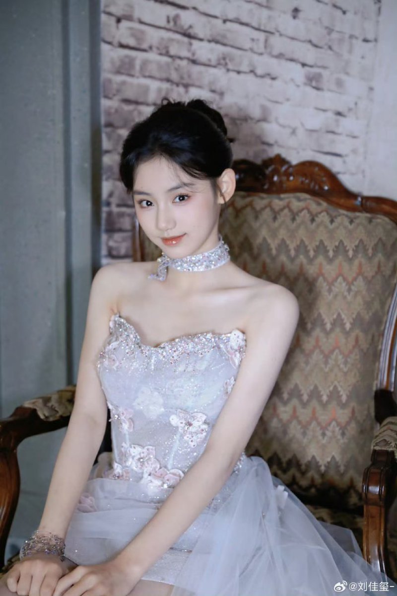 daizhongyu69's tweet photo. 惊艳 #刘佳玺 https://t.co/f8kJnHHQVs