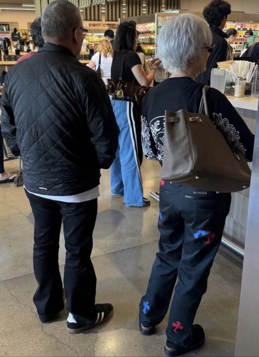 dis shit smoking me whose grandparents are these