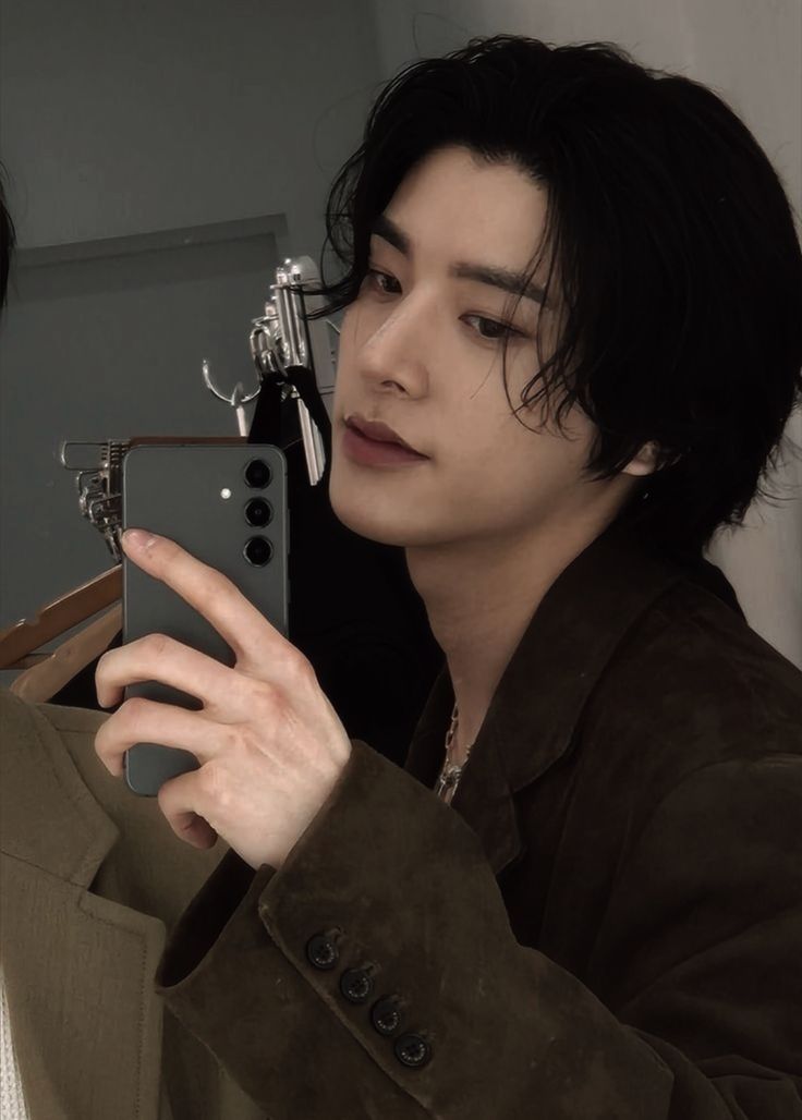 ⁷strwbry w choco⁷ ot7🇪🇬 tweet media