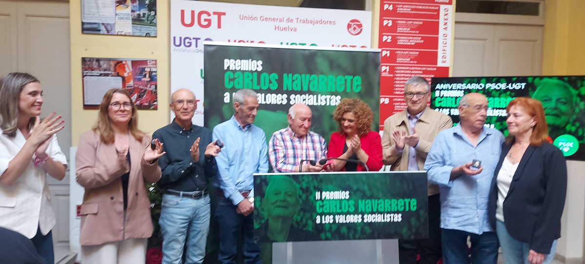 UGTHuelva's tweet photo. Los II Premios Carlos Navarrete reconocen el trabajo de quienes no se rinden, de quienes pelean por salarios dignos, igualdad, empleo seguro y servicios públicos fuertes. 
Porque la lucha sigue. ✊ #UGTHuelva #PremiosCarlosNavarrete
#PSOEHuelva https://t.co/5GaqJ6FmC8