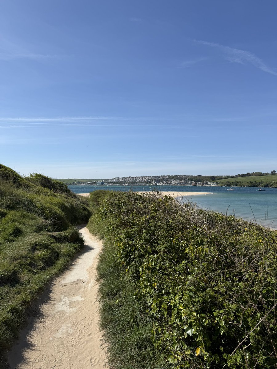 yorkshirelass57's tweet image. Lovely scenery from Rock across the Camel Estuary #Cornwall  today 😀☀️