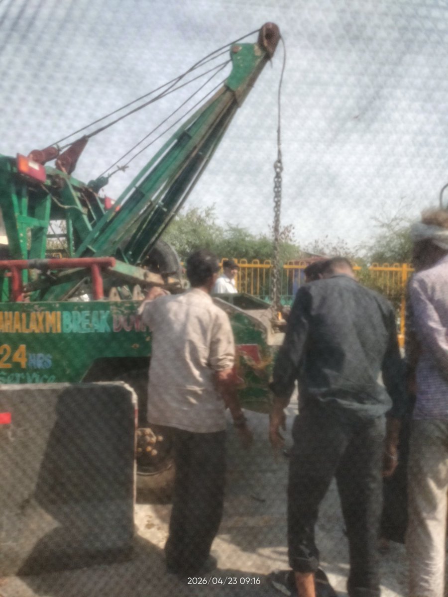 R S Suman tweet media