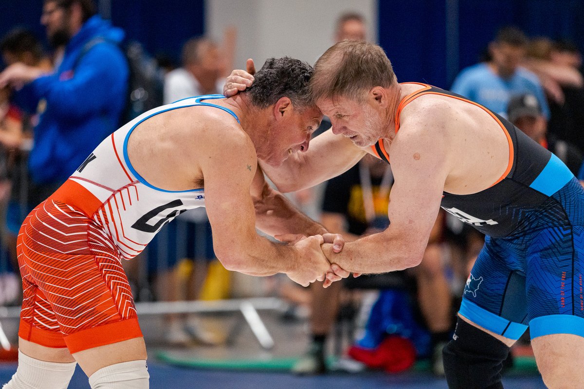 KozakJon's tweet image. Proud of my dad for competing in masters at the U.S. Open and placing 4th at 68 years old!

Pictures by @Andy_Hamilton