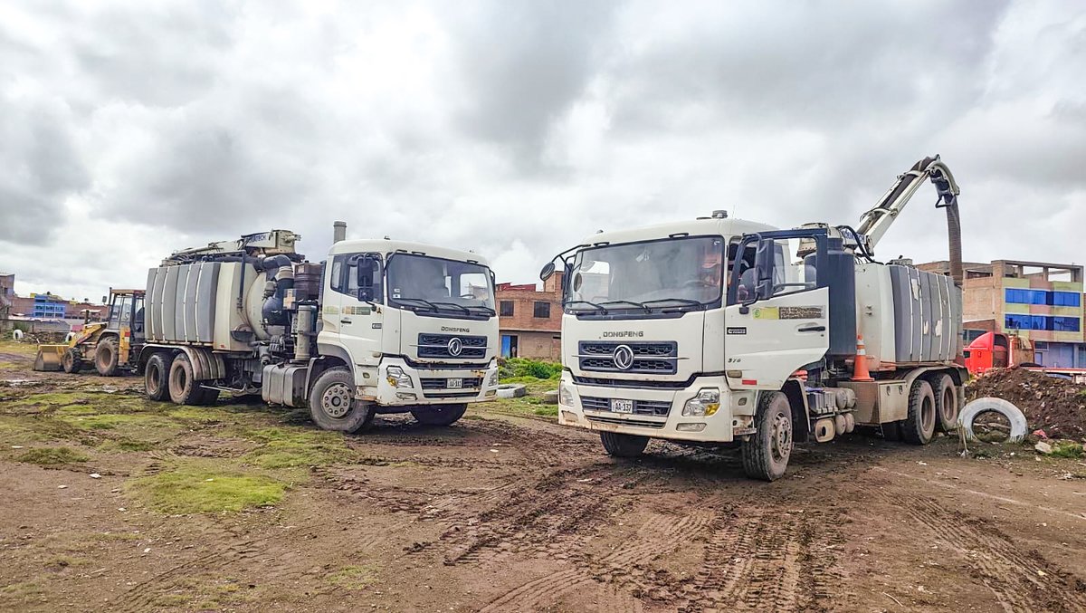 sunassperu's tweet photo. 📍 #Puno | Verificamos las acciones de la EPS Sedajuliaca S.A. tras el reporte de usuarios por el colapso de un buzón de desagüe en la intersección de la av. América con jr. Mama Ocllo, en el barrio San Santiago (Juliaca).
La EPS realiza la limpieza con hidrojets. La incidencia habría ocurrido por trabajos de la Municipalidad de San Román en el río Torococha. Se continuará con el seguimiento.