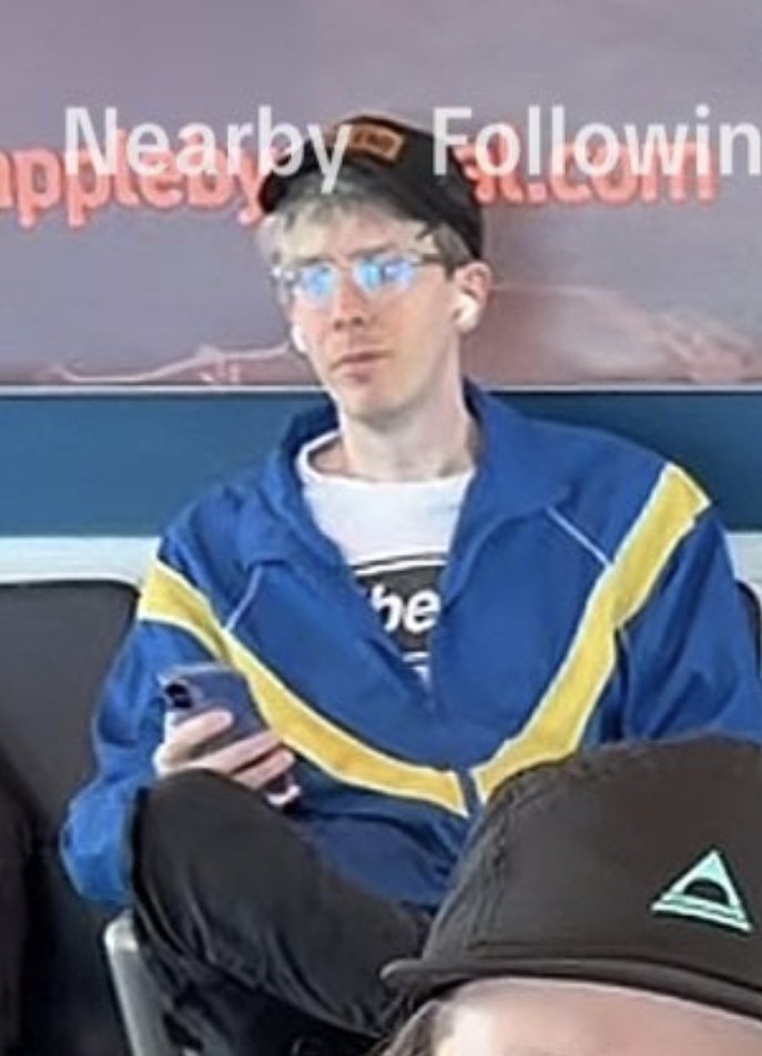 moonbabe 🌻☀️ tweet media