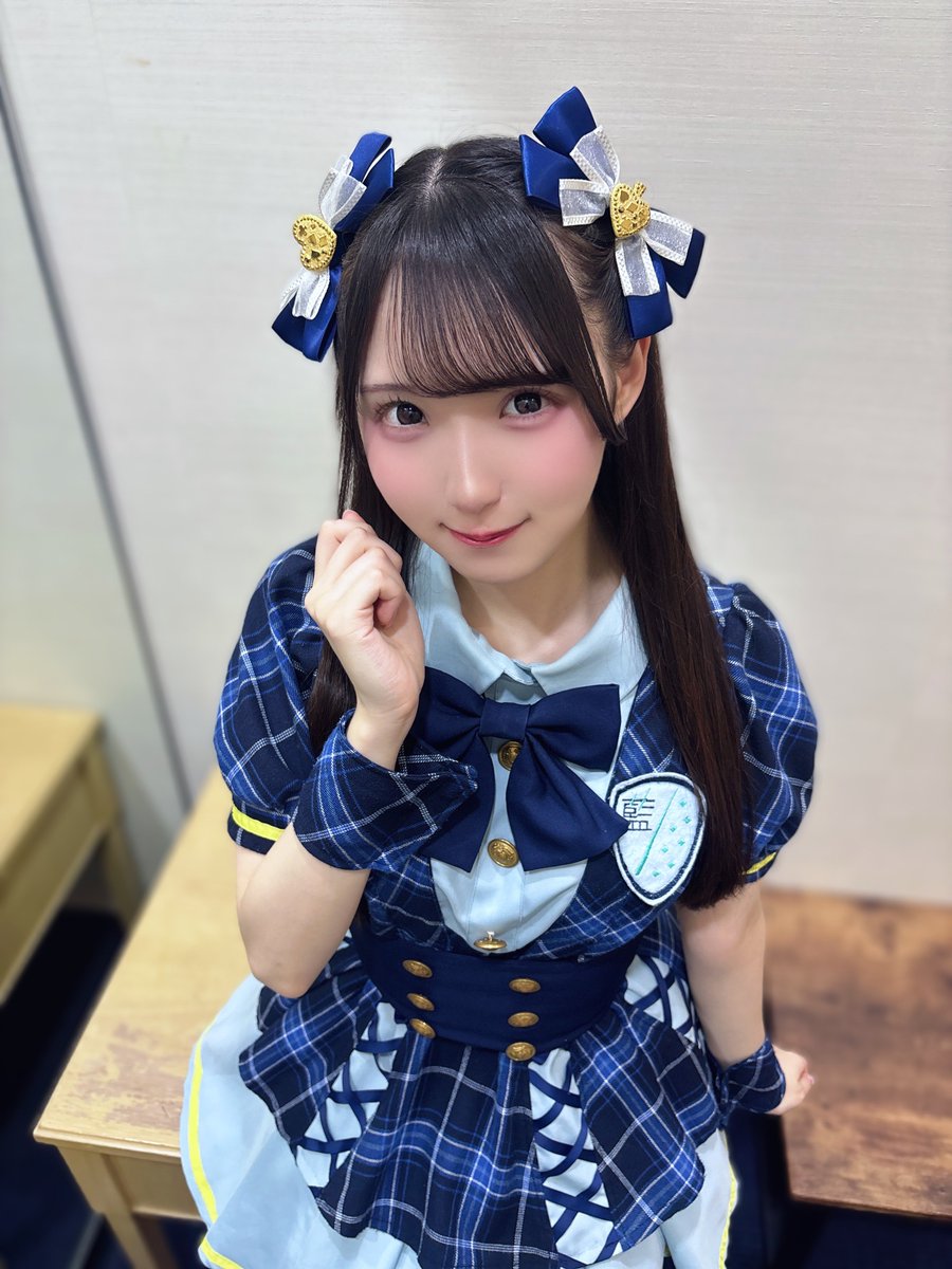ラスト重力祭ありがとうございました🪐⟡.·

デビュー、生誕祭、季節のイベントや、他のグループさんとの衣装交換🔁 わくわくすることがたくさんの定期公演がいつも楽しみでした！

愛音にとって重力祭は、デビューの日からみんなに成長を見せる場所でもありました。"藍色アステリズムらしさ"
