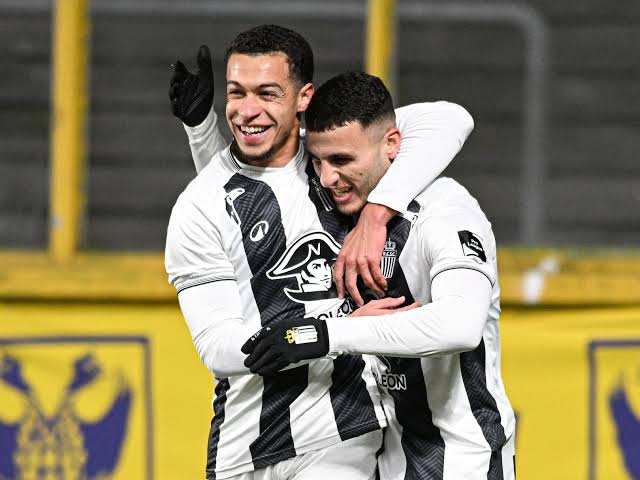 Ekremkonur's tweet image. 🚨🆕 #Charleroi 🇩🇿
Yacine Titraoui is open to leaving Charleroi this summer, with Marseille showing interest.

👀 Interest → Marseille, Sunderland, Nottigham, other Ligue 1 clubs.

📑 Situation → Charleroi ready to sell, contract until 2027.