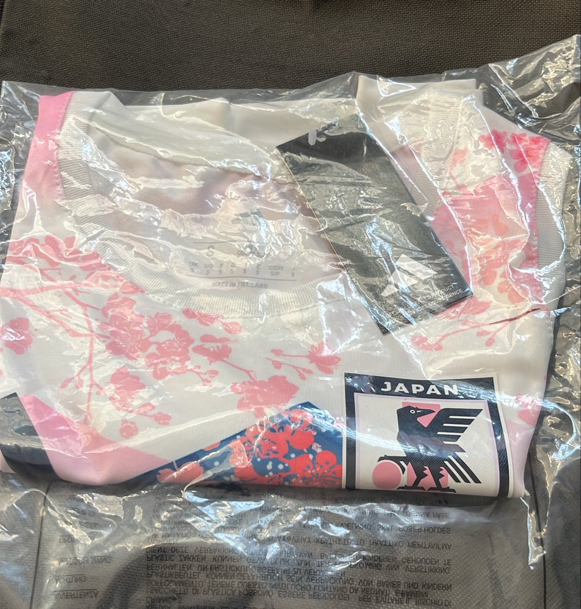 Amigos me llegaron las camisetas de mis amigos de eejersey.com

Envío SÚPER RÁPIDO y súper recomendable pare regalos y uso personal 🎁 

<a href="/eejersey/">eejersey</a>
