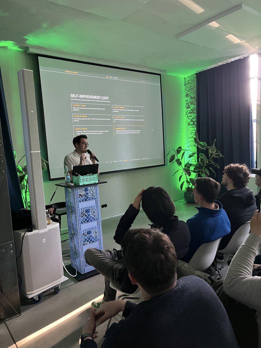w3.hub tweet media