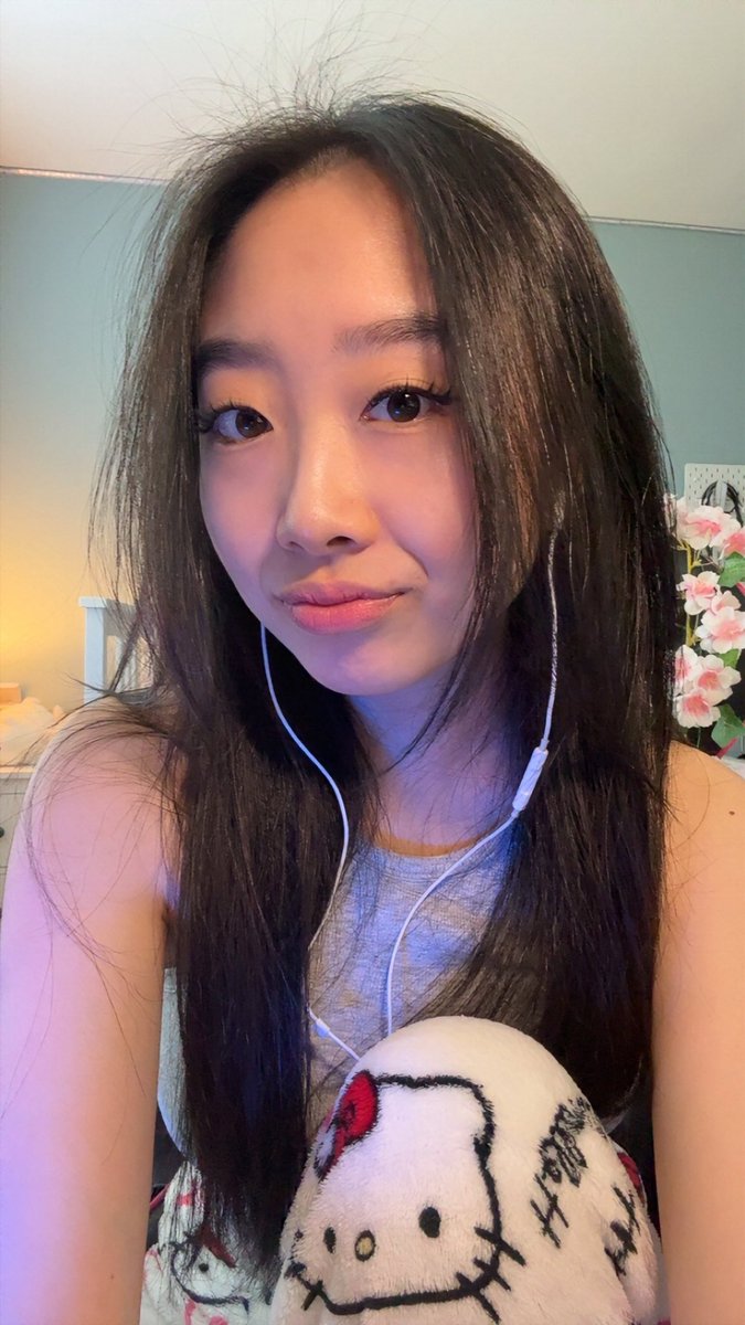 luumii | STREAMING LOFTIA! tweet media