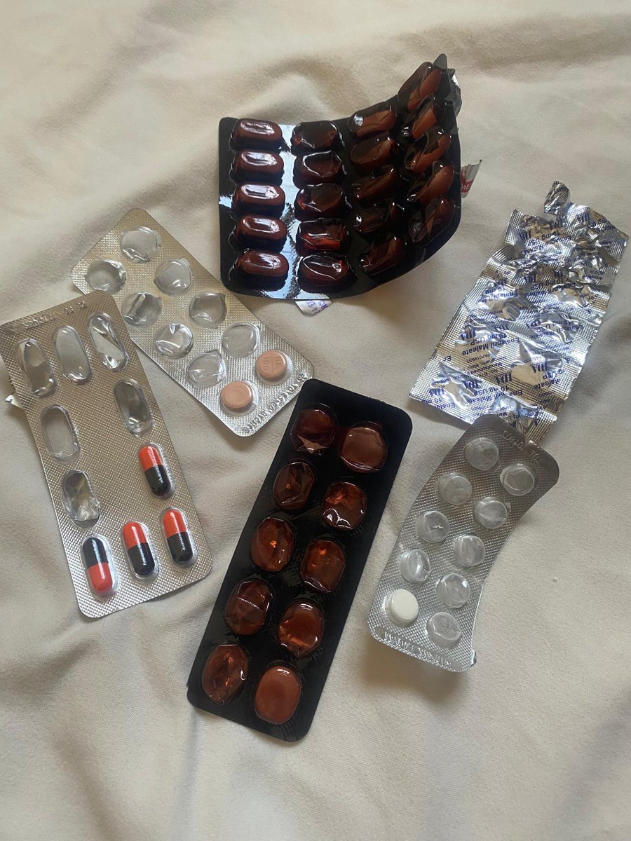 ayahh2001's tweet photo. These are the last pills my father has left π
My father needs daily medication for diabetes, high blood pressure, gout, and back pain.
Iβm only asking for $100 to be able to get his treatment.
Just $30 today helps ππΌ
https://t.co/bHqM6bjaKB https://t.co/FVZCnsTtbb