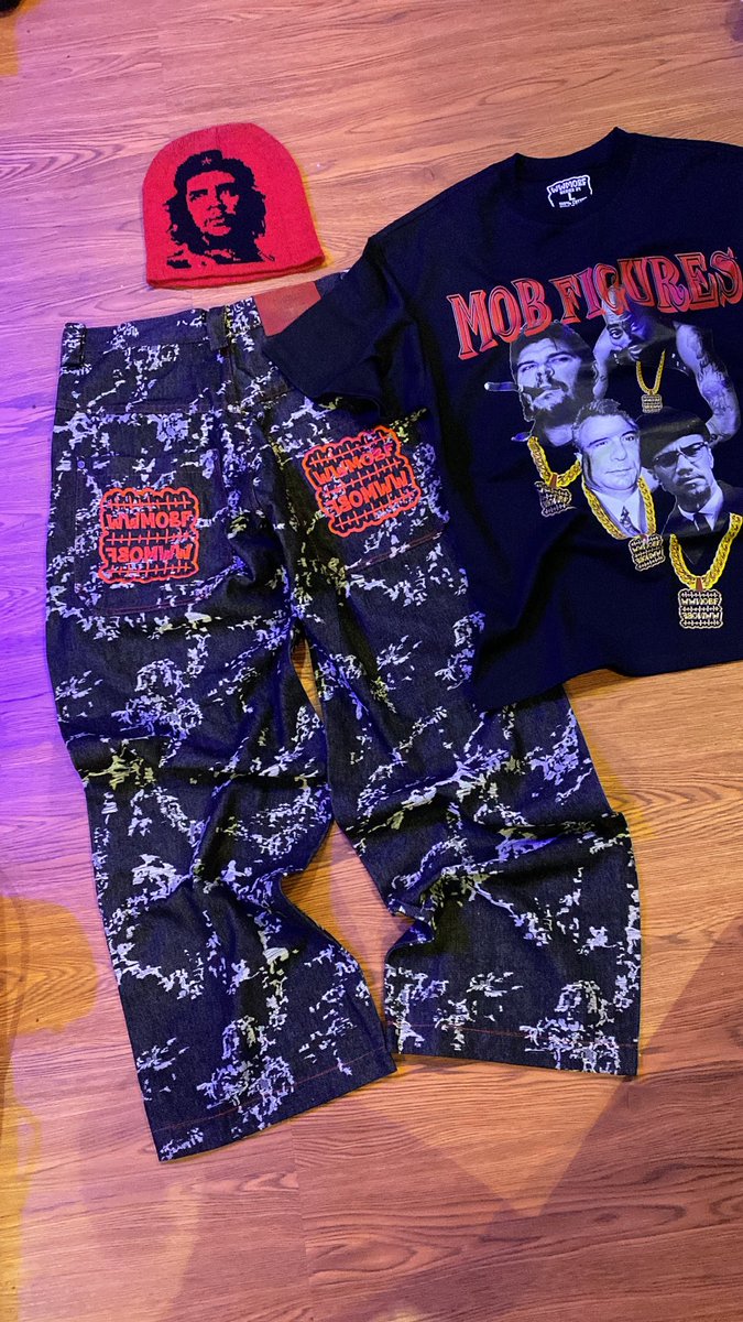 obab_z's tweet photo. CALL D MOB 🧱 https://t.co/FUpzXWvmqh
