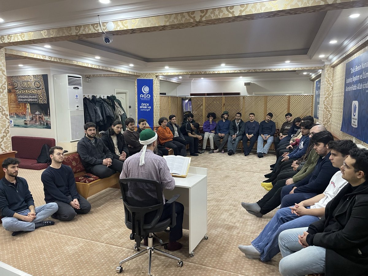 agditu's tweet photo. 📖 HAFTALIK SOHBET

Bu hafta Halil Akdağ hocamızın "Mü'minin Sözü" dersini 22 Nisan Çarşamba günü ikram ile icra ettik.

📍 AGD Kağıthane İlçe Merkezi

⏰ 18.00 https://t.co/yvGjM8Cwqs