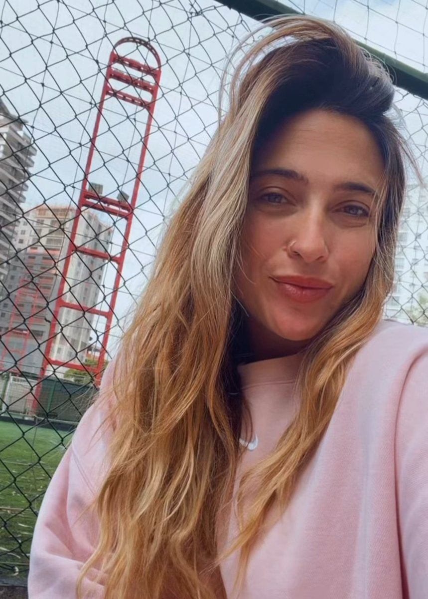 eiã ☆ tweet media