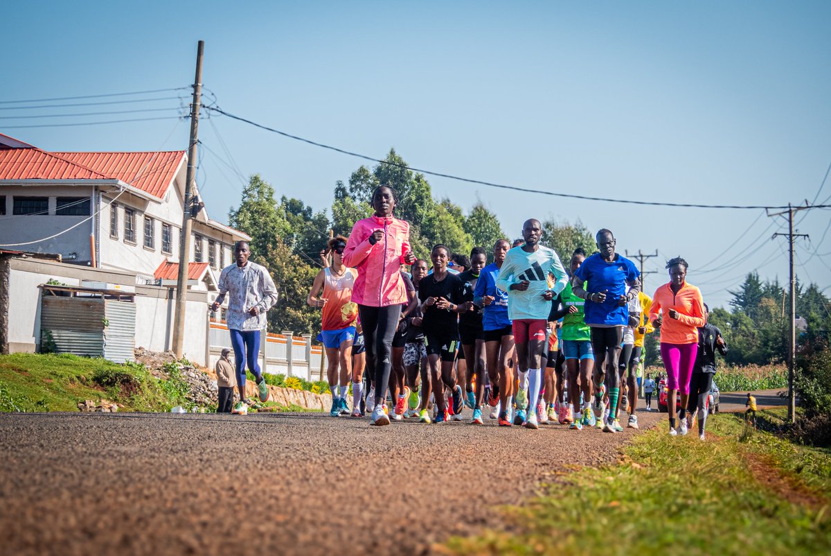 KenyaCamp_iten's tweet image. Most runners think speed comes from pushing harder. It doesn’t it comes from training smarter.

kenya-camp.com/post/proven-te…

#Running #TrainSmart #Endurance #FitnessTips #RunnersLife #Consistency #AthleteMindset