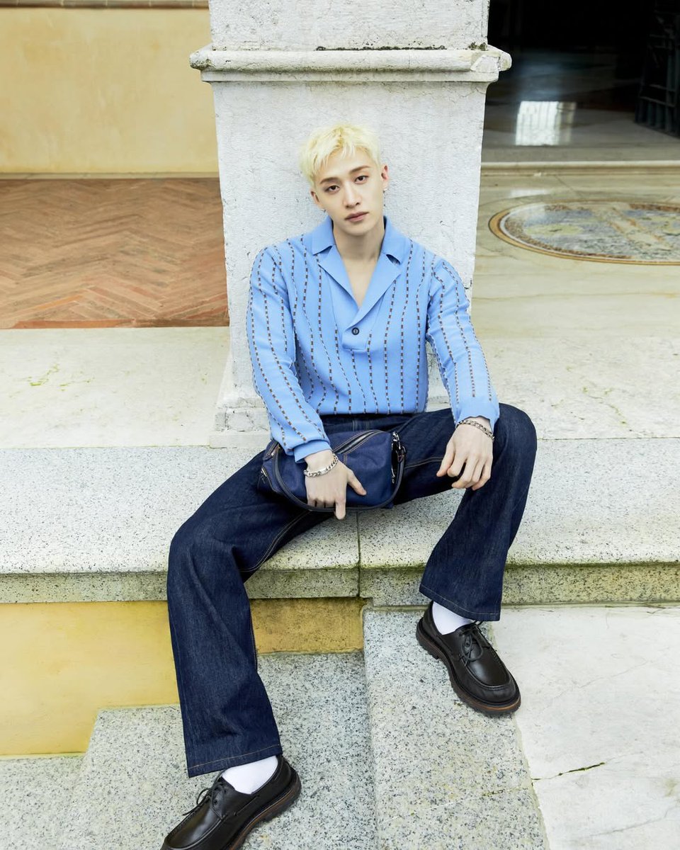 BrazilStay's tweet image. |#INSTA| 23.04.26
Atualização da MENSFOLIO com o #BangChan via Instagram(+)

"Com licença, é seu homem?😳 @ gnabnahc é todo nosso tipo🤭 O líder do @ realstraykids está com visuais pitorescos na nova campanha Pré Out 2026 da @fendi"

#스트레이키즈 #STAY #StrayKids @Stray_Kids🍮