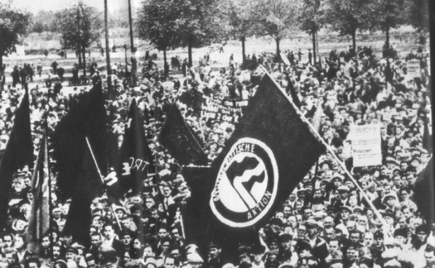 Working Class History tweet media