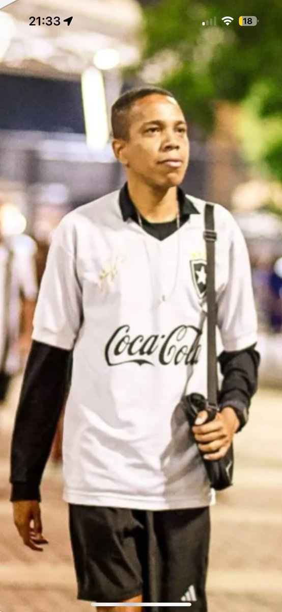 cabELLiNHA nega loira🌷🇭🇺 tweet media