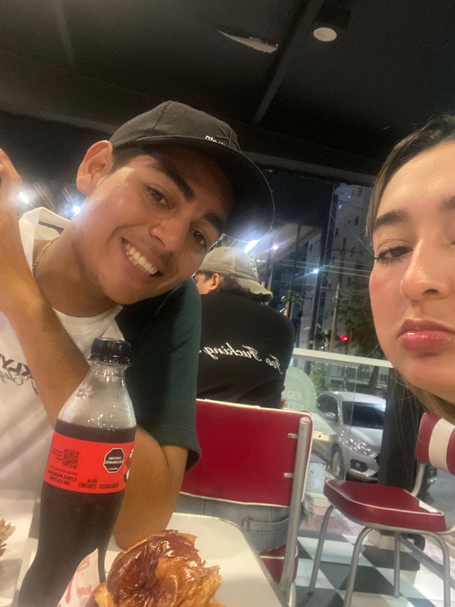 Talviyö tweet media