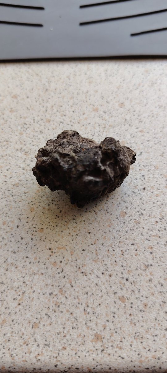 Hanif1H's tweet photo. @UKSpaceAcademy Attention after yesterday's meteorite shower in the UK. I've found this in my garden https://t.co/jLi3SZx9WZ