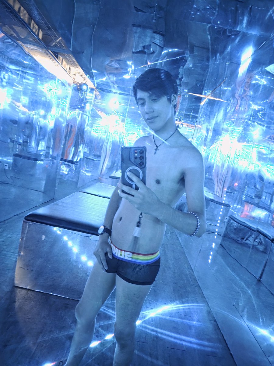 El_flaquitonn's tweet photo. Y si hoy vamos a @dallas__mx 🥵🫣
Quien va conmigo? 🤭 https://t.co/fRKqfNl2OL