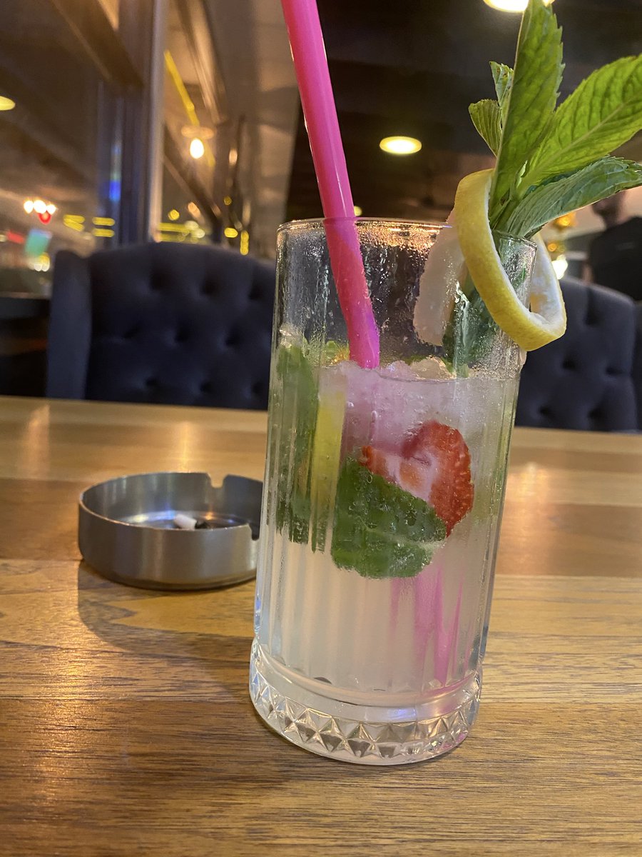 İrregular tweet media