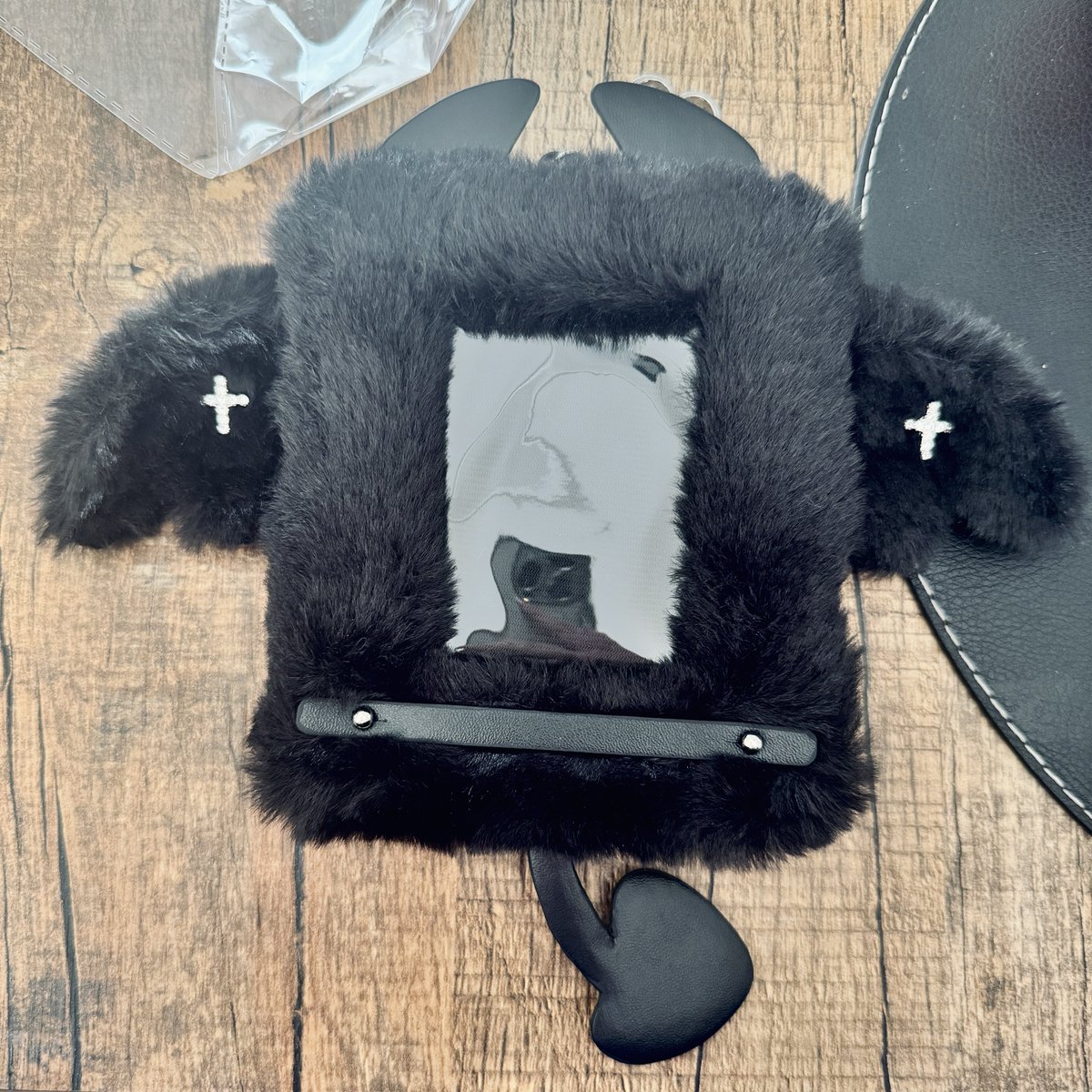 kel is seeing enha in 🇰🇷🇫🇷🇳🇱 tweet media