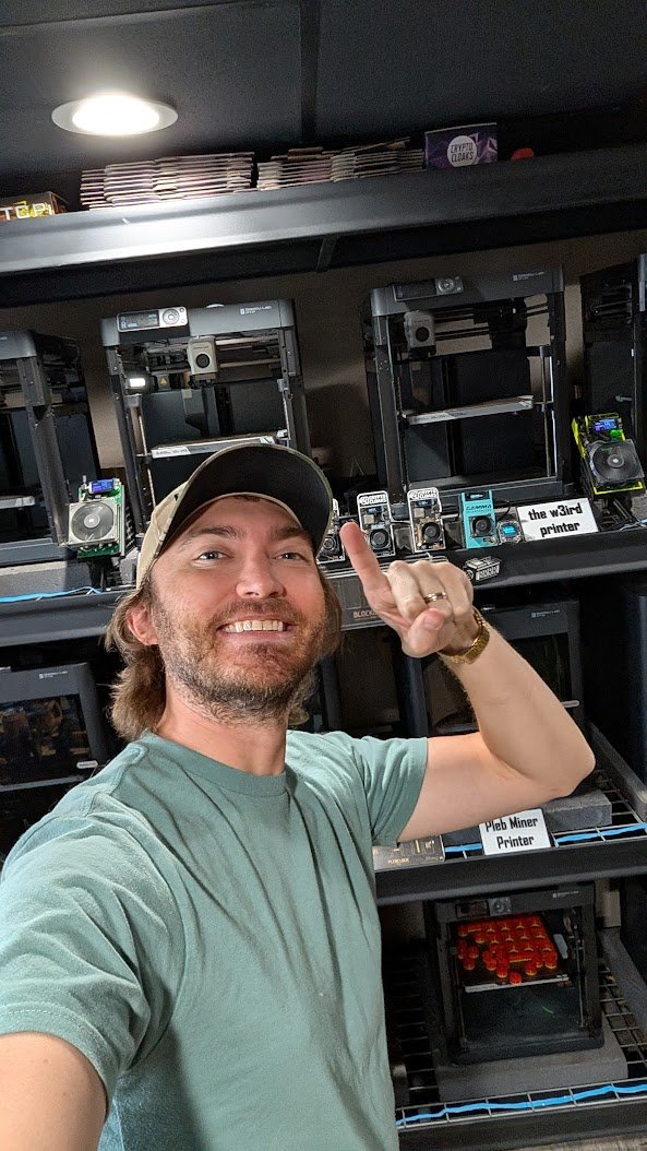 CryptoCloaks™ 🤘 tweet media