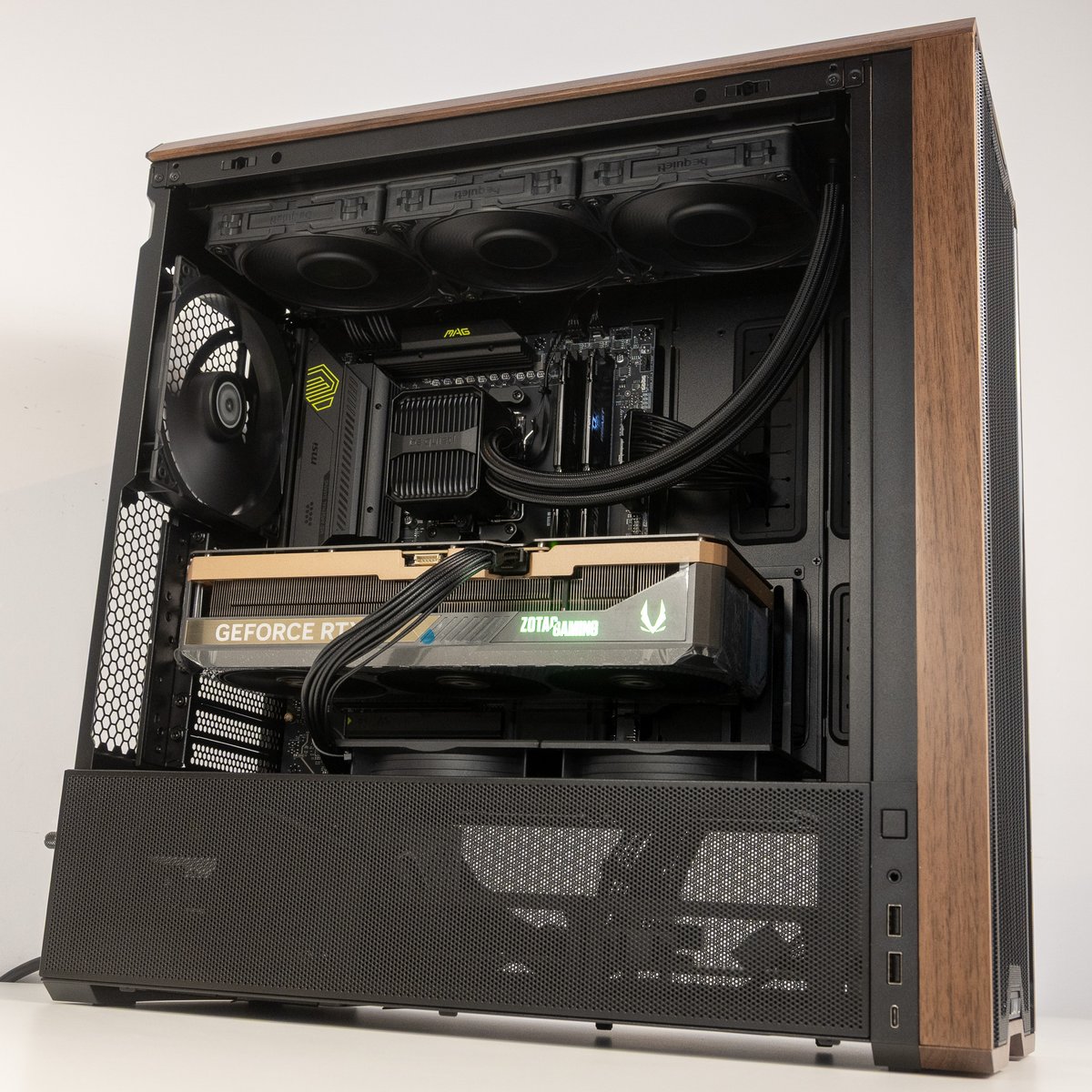 astralpcs's tweet image. Custom Order Desktop For AI/ML - AMD Ryzen 9 9950X3D, RTX 5090, 128GB RAM, 4TB SSD in the amazing @GlobalLianli  Lancool 217 Airflow.

Find Your Own At: astralpcs.com/product/amd-ry…

#pcbuild #pcmr #smallbusiness #canada #novascotia #Halifax #nvidia #amd #PCMR #workstations #ai #llm