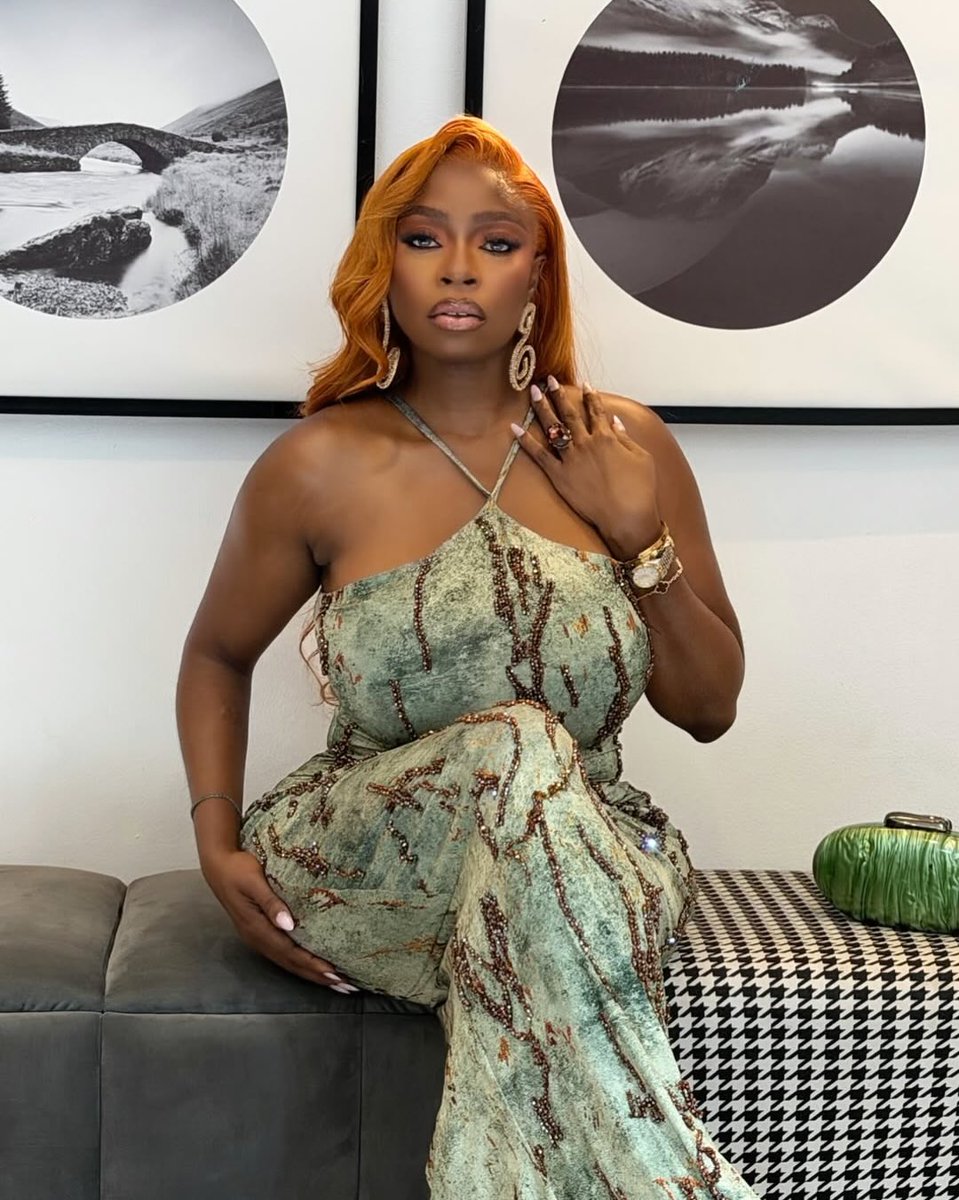 Zainab.O tweet media