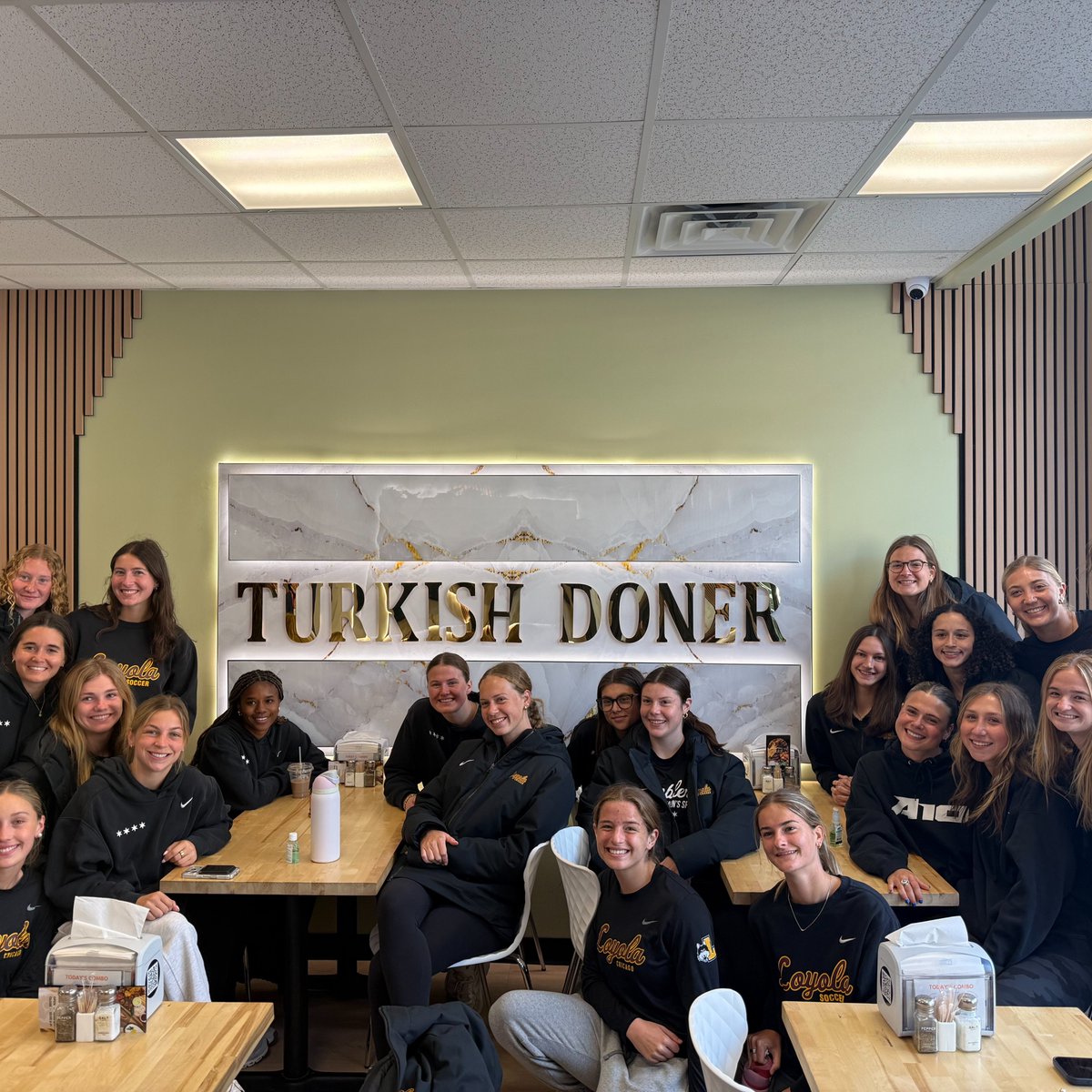 RamblersWSOC's tweet photo. Exploring our neighborhood and all of its delicious eats 😋 https://t.co/riaz9WGqQd