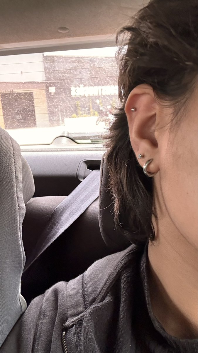 aly 𖦹 tweet media