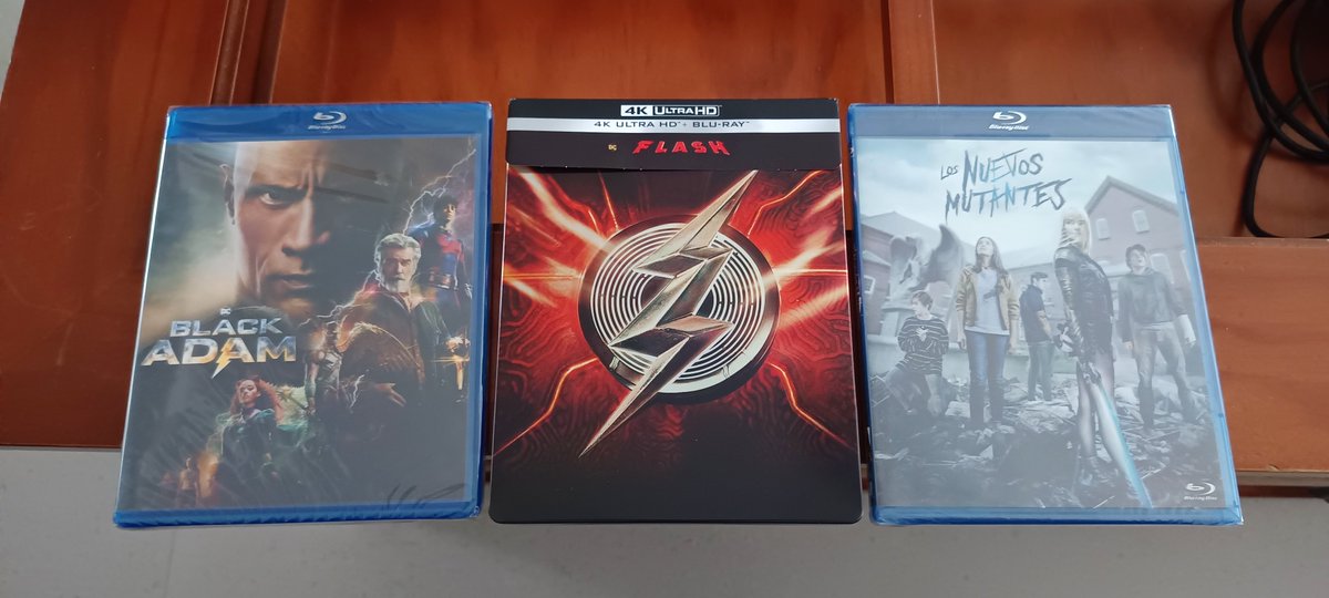 Chollo para la saca gracias a <a href="/VideojuegosGAME/">GAME España</a>. Tres euritos cada peli, incluido el steel 4K de The Flash.

Así da gusto gastarse el dinero 🙌🏼
