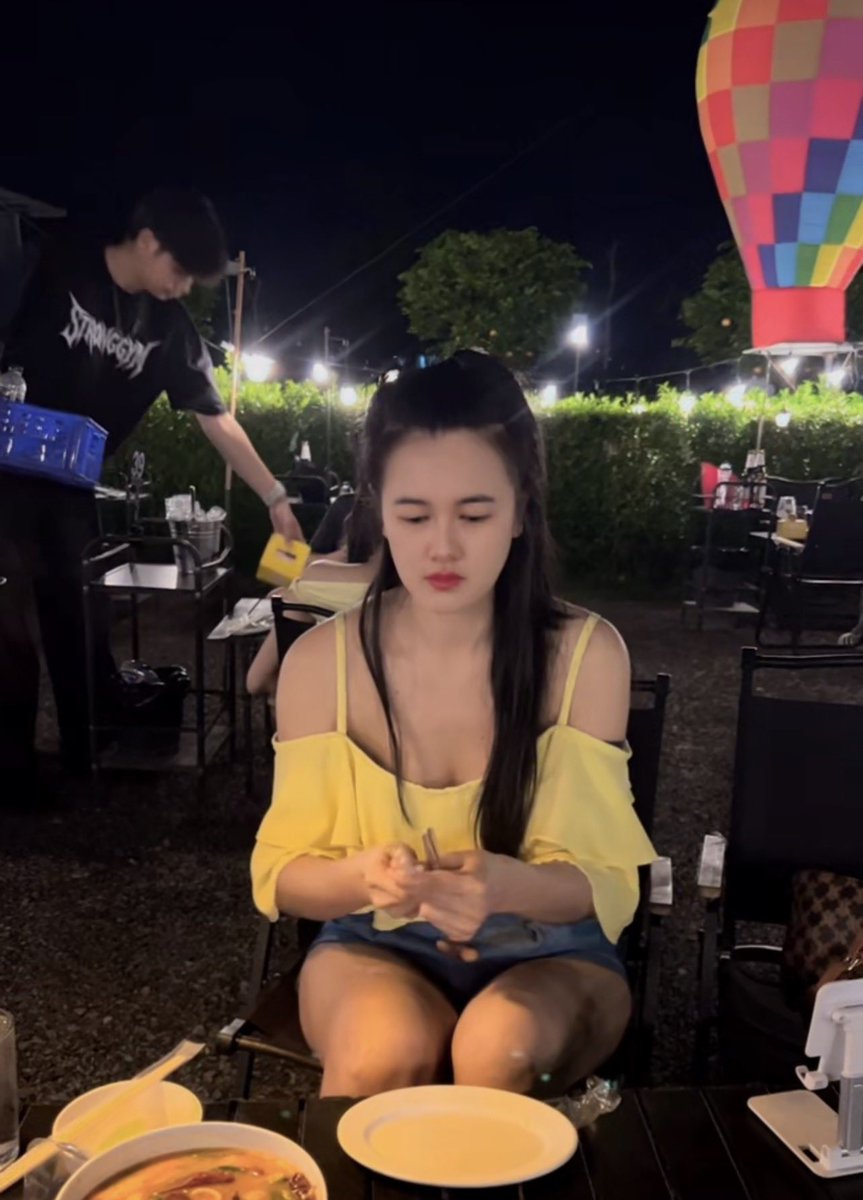 BellaChanya's tweet photo. https://t.co/OgSyxIIkod