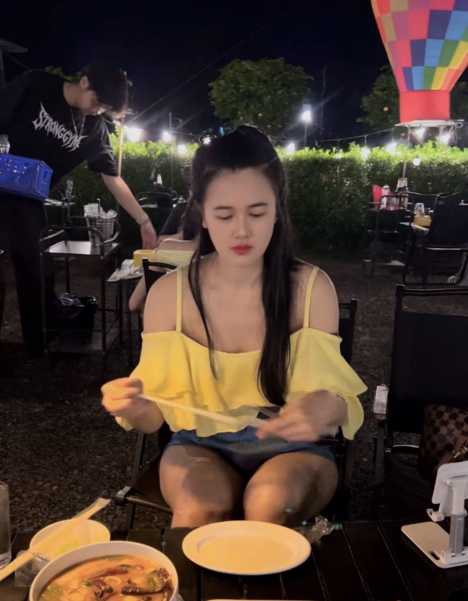BellaChanya's tweet photo. https://t.co/OgSyxIIkod