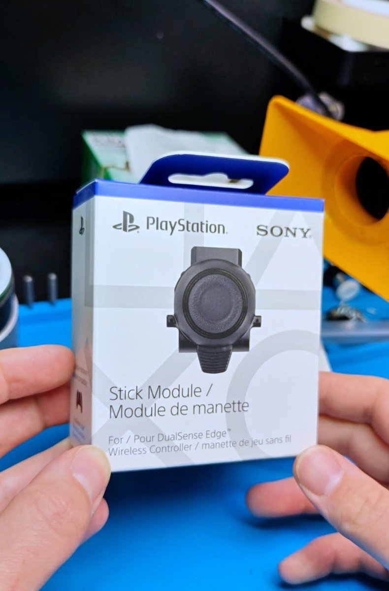 StickFix tweet media