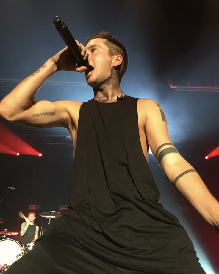 Tylerr |-/ ATROFD APE 117😽 tweet media