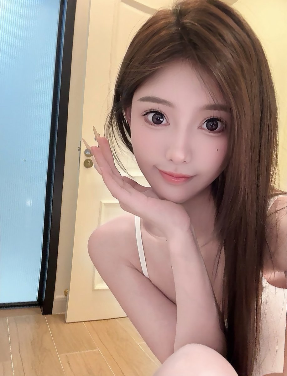 小梨饿了 tweet media