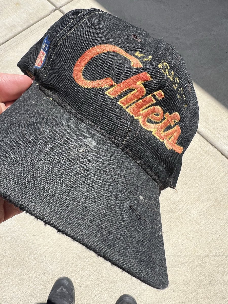 johnnyBside13 tweet media