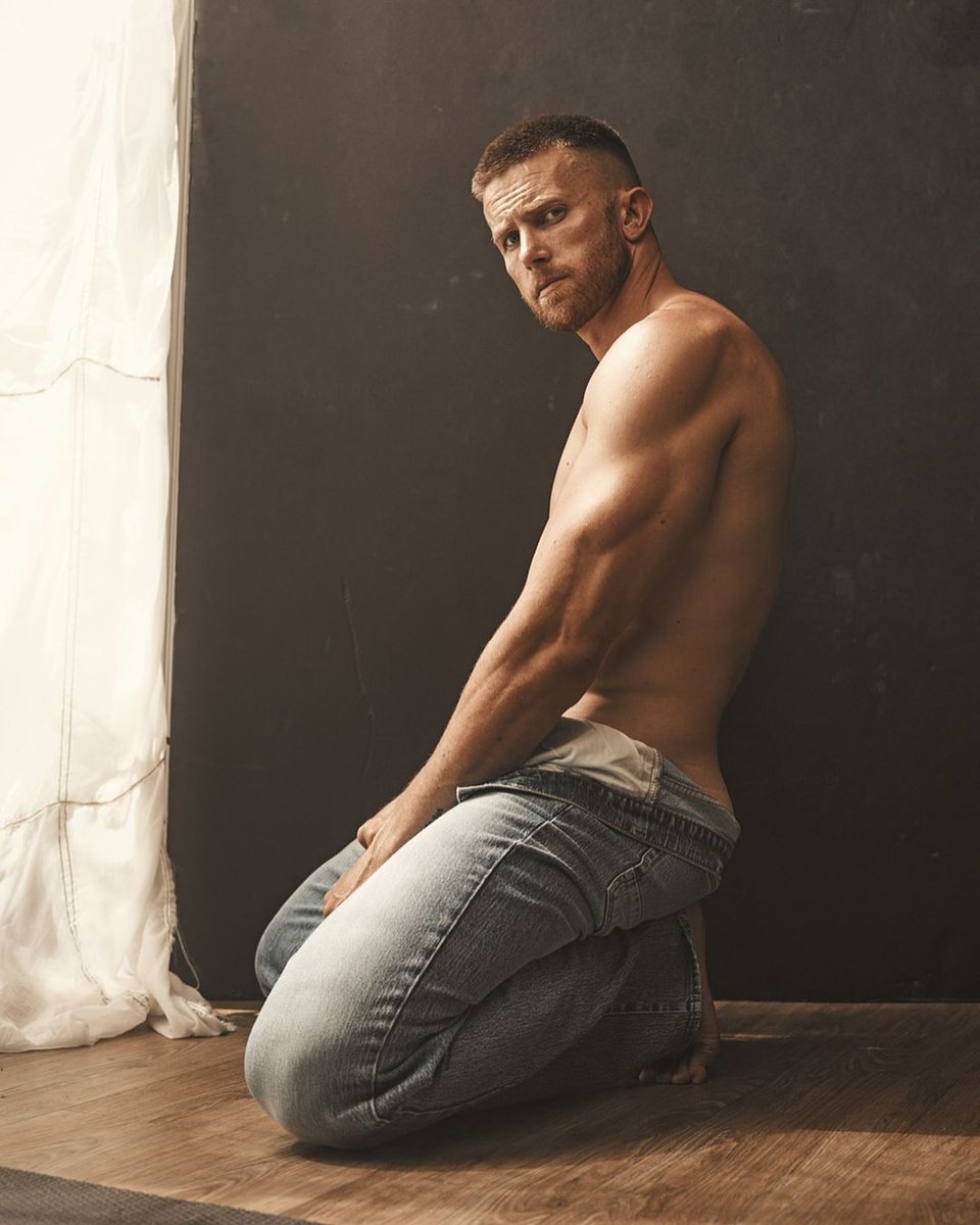 #NewPost
Instagram Hotties
More images: faggalicious.blogspot.com/2026/04/instag…

Instagram: instagram.com/faggaliciousbl…

#malemodels #malebeauty #hotboys #hotbody #instagram 🥵🥵