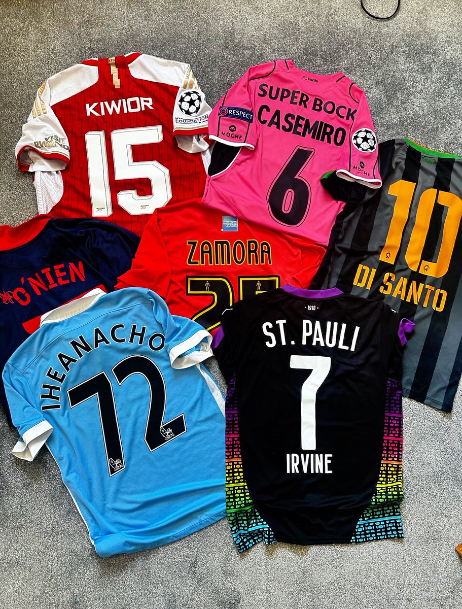 Lee's Football Shirts tweet media