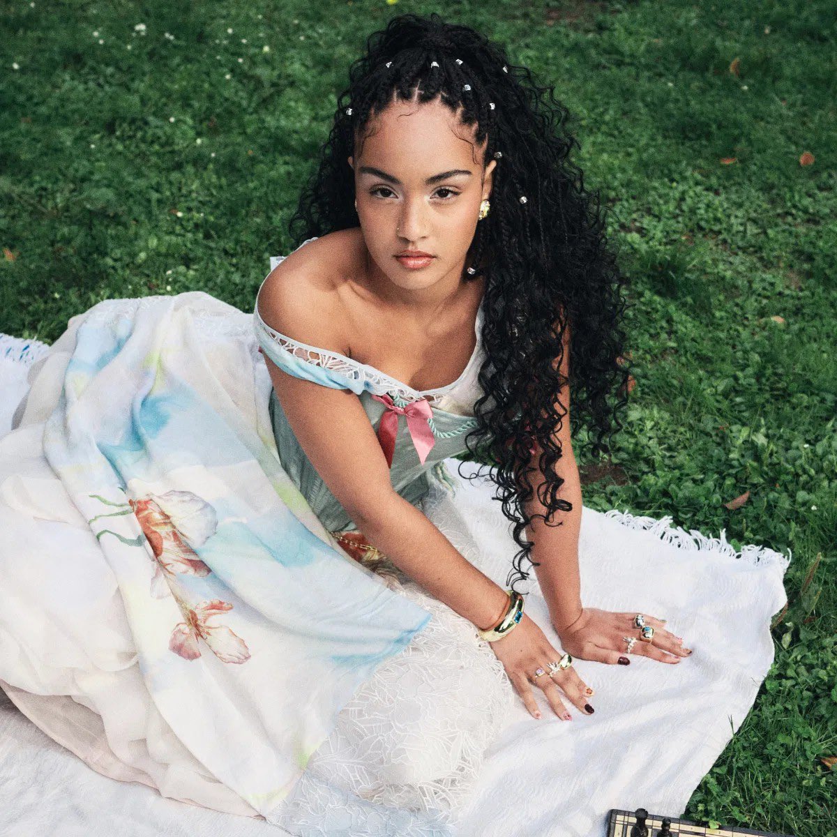 designer_du7's tweet image. 🎶Ebony pour me défouler 🌪️🖤
🎶Candice pour m’évader🪄🪽

#voix #puissance #profondeur