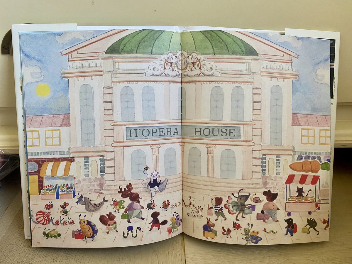 my copy of mei mei the bunny came today! 🐇🎻🐝 彡