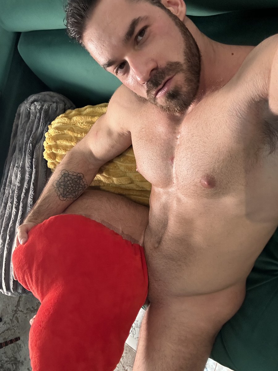 Big Oliver tweet media