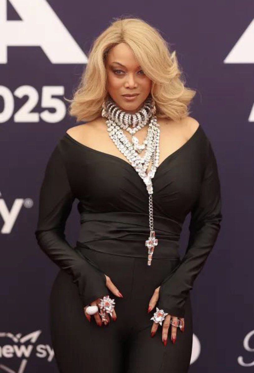 DE'RON 🌞 tweet media