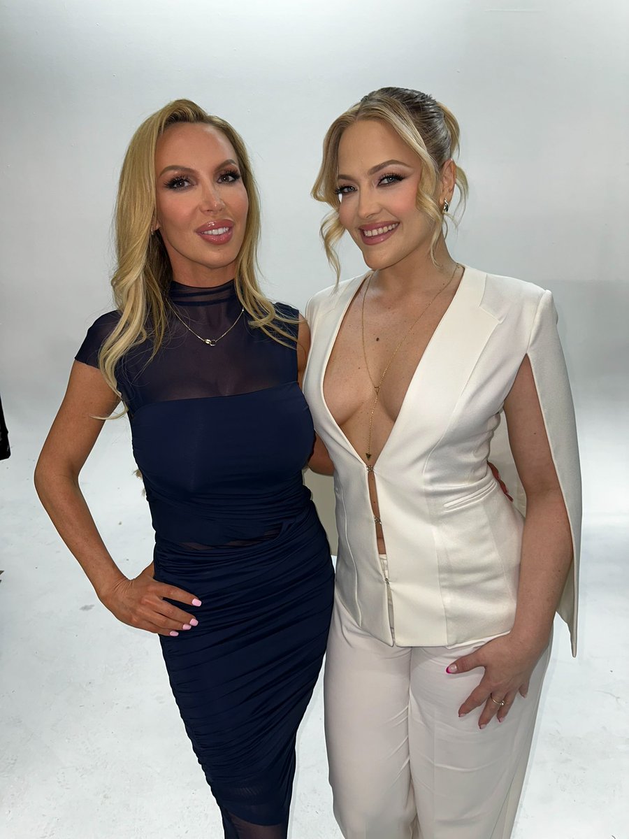 NIKKI BENZ tweet media