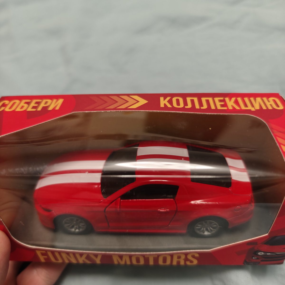 Взлелеянный на лоне вдохновенья tweet media