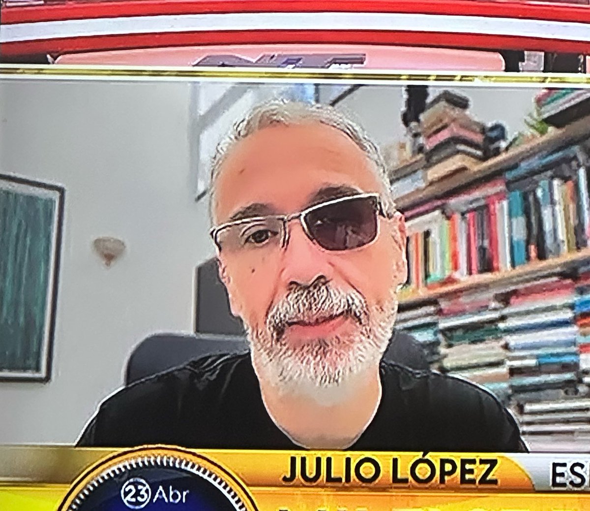 Al final la tele está llena de delincuentes 📺 

Julio López era ejecutivo de una firma informática, fue detenido y acusado de liderar un grupo de hackers locales.
Se le señaló como el presunto jefe de una banda que realizaba hackeos con fines políticos.

Se le atribuyó el ataque