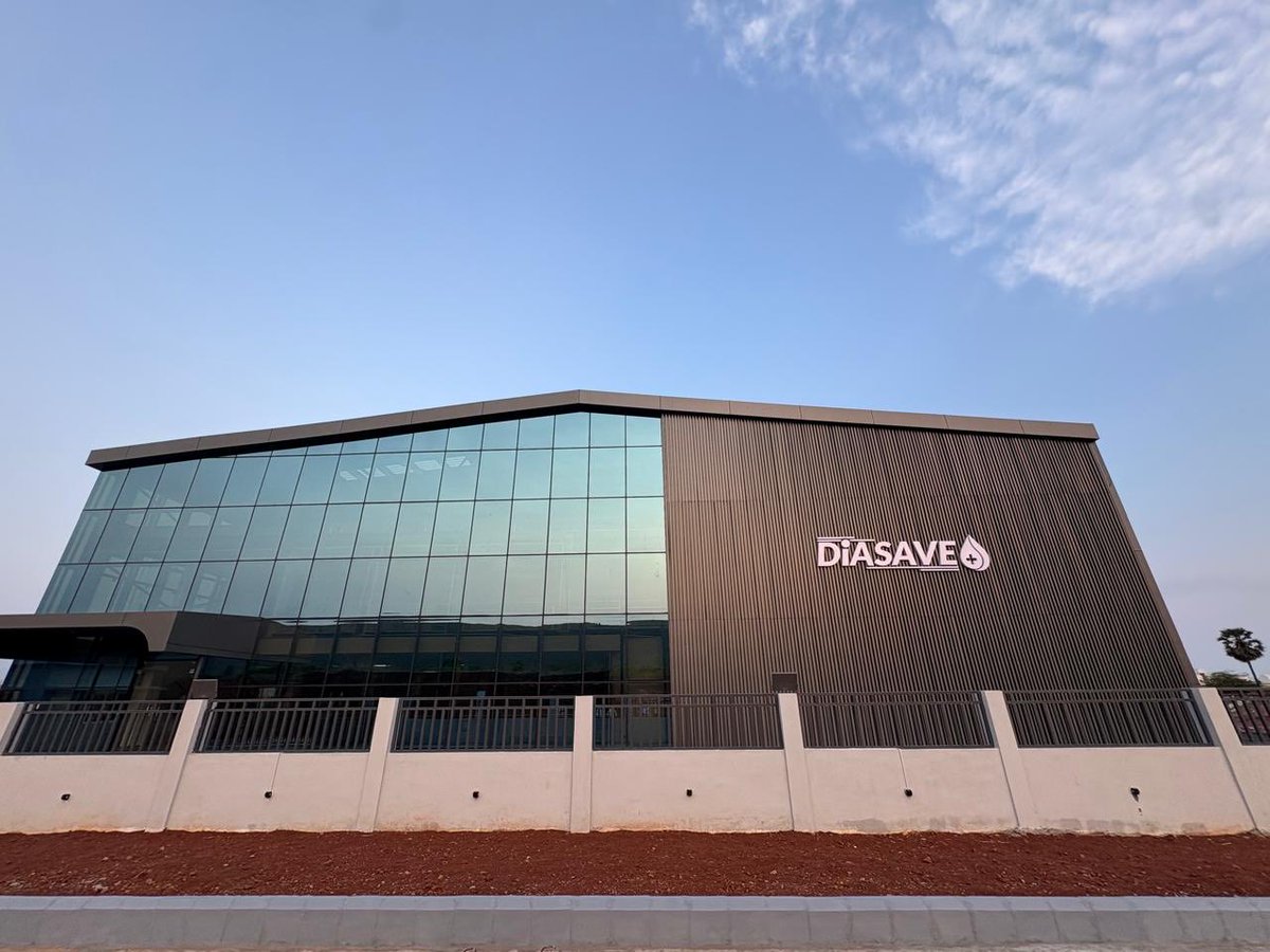 AP_MedTechZone's tweet image. 1st of its kind in India unfolding at @AP_MedTechZone #Vizag as massive 4 Million Units per year Dialyser production centre gets ready to #save &amp;amp; #serve. Diasave is being set up to make #Dialysis- affordable &amp;amp; accessible from #India to the #World
